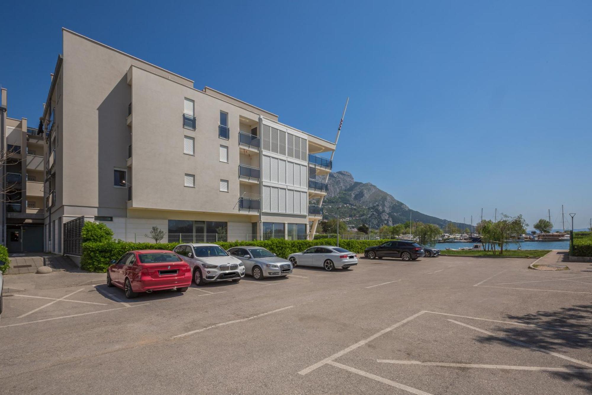 Ap 4+2 In One Of The Most Luxury Building In Omis Room photo