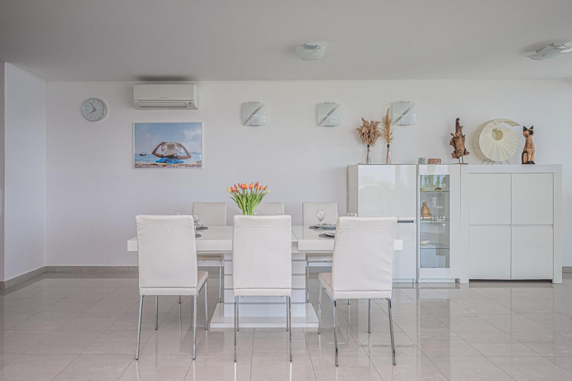 Ap 4+2 In One Of The Most Luxury Building In Omis Room photo