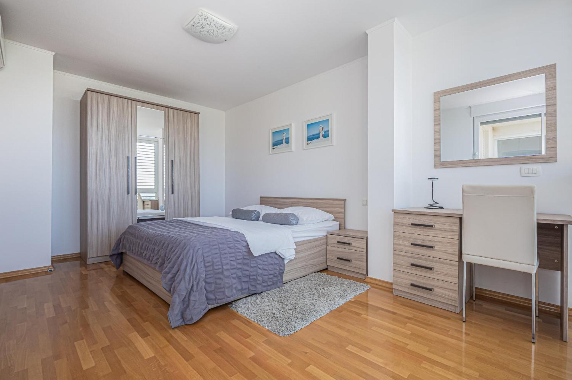 Ap 4+2 In One Of The Most Luxury Building In Omis Room photo