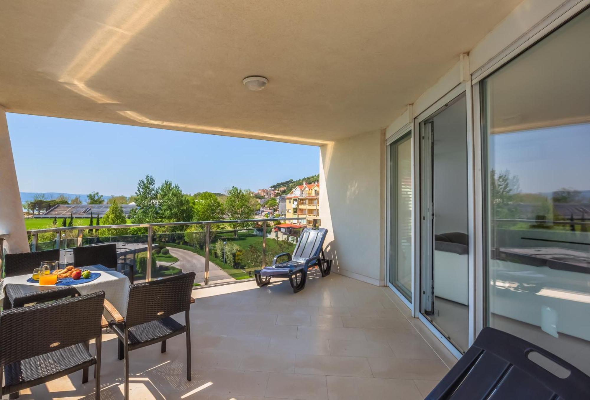 Ap 4+2 In One Of The Most Luxury Building In Omis Room photo